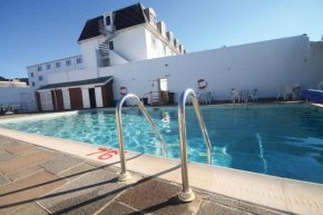 Отель Norfolk Hotel  Сент-Хелиер